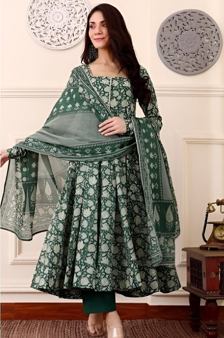 Elegant Green Floral Printed Anarkali Suit Set